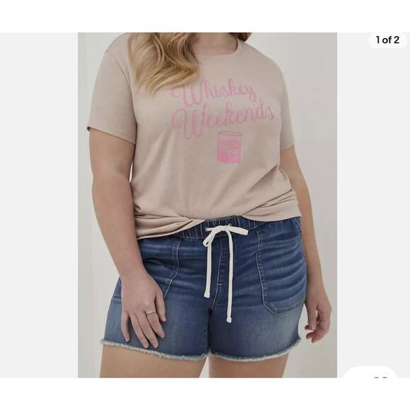 Torrid Women's Relaxed Fit Whiskey Weekends Signature Jersey Tee Tan 1X NEW - Picture 2 of 6